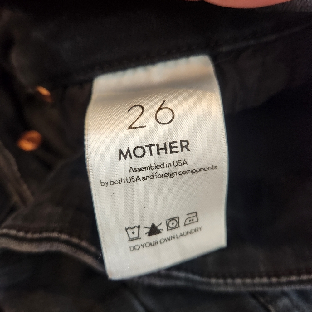 Mother High Waisted Looker Jeans In Blackbird Size 26 - Picture 4 of 8